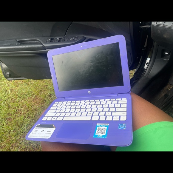 HP small purple laptop